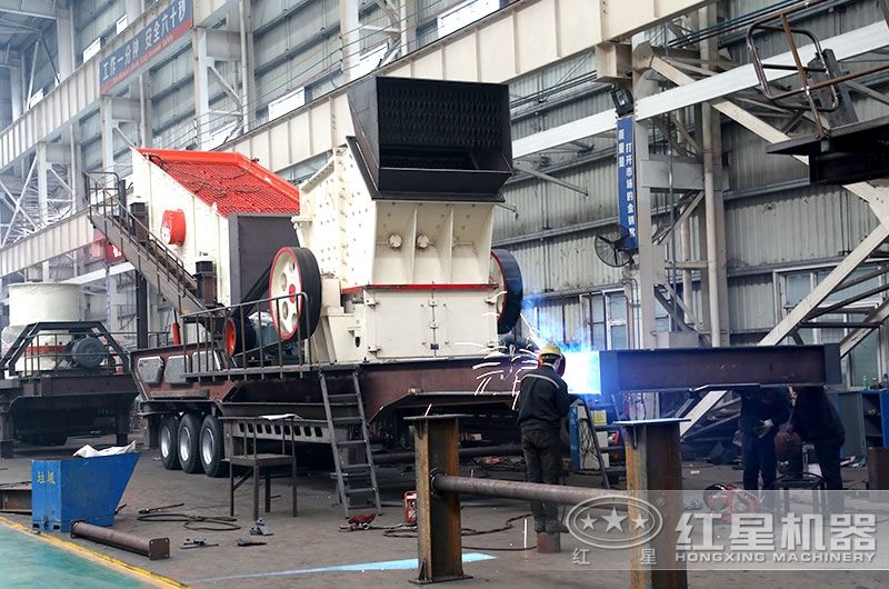 時產(chǎn)150噸建筑垃圾移動破碎機(jī)，可定制
