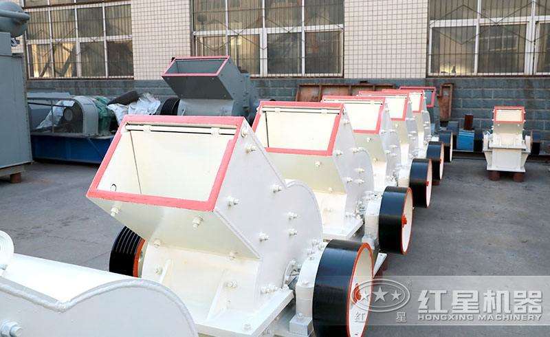 小型錘式破碎機(jī)廠家，現(xiàn)貨提供，可到場帶料免費(fèi)咨詢
