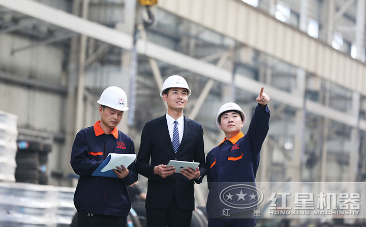 專業(yè)選型指導(dǎo)，每小時300噸鵝卵石移動制沙機等您來 