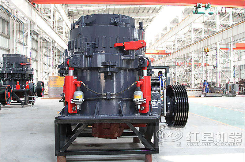 全液壓圓錐破碎機(jī)GYS300，出料粒形更好